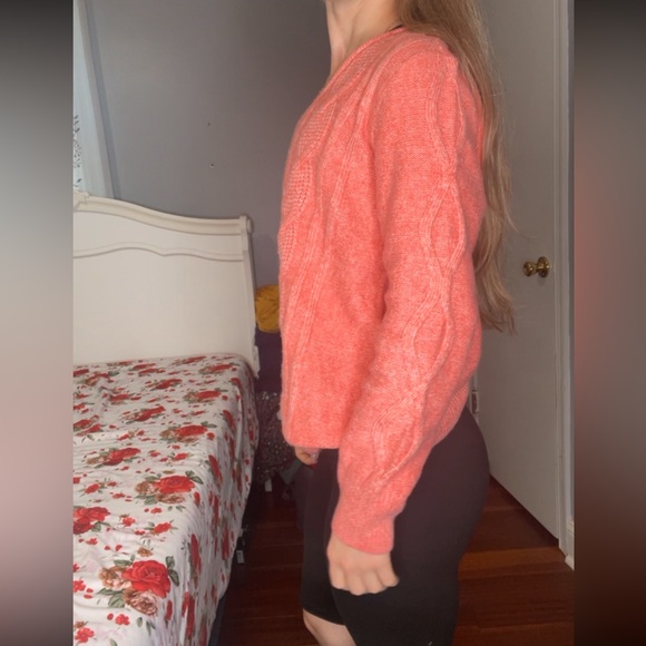 Sweater - Picture 2 of 5